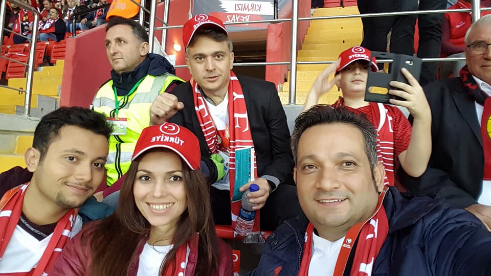 TÜRKİYE-İZLANDA MAÇINI SEYRETTİK