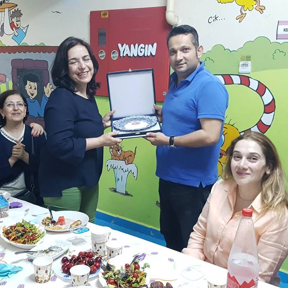 SALİHA ÖĞRETMENİMİZ EMEKLİ OLDU