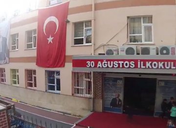 OKULUMUZUN İNGİLİZCE TANITIM FİLMİ