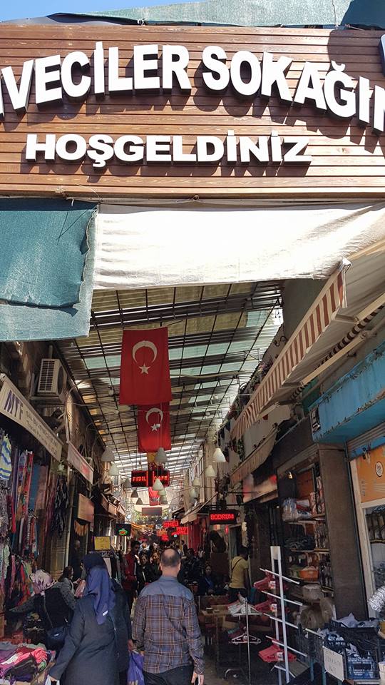 İZMİRİ YERİNDE GÖRDÜK